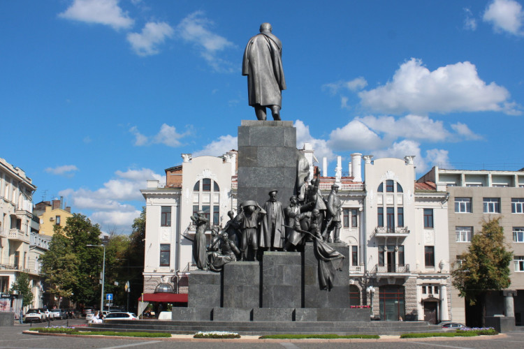 Пам'ятник Т. Шевченку на Сумській, 2020 рік