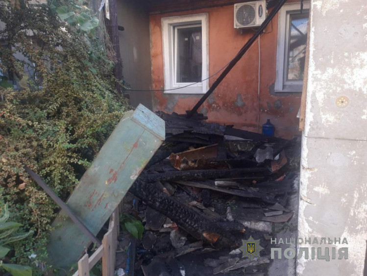 Слідчі встановлюють причини пожежі в Новобаварському районі Харкова
