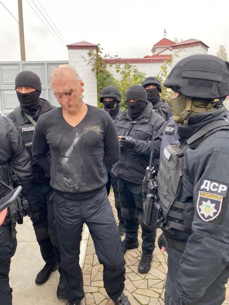 Вадима Ізотова підозрюють у скоєнні низки злочинів