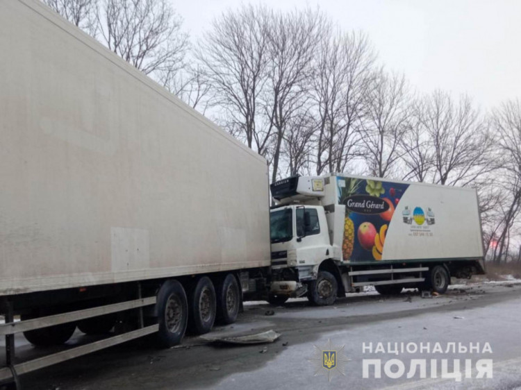Зіткнення вантажівко у Чугуївському районі Харківської області 