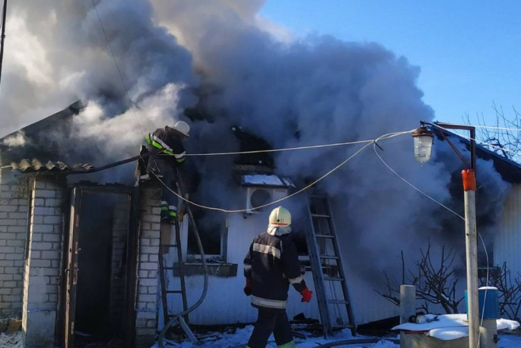 На Харківщині в пожежі загинула жінка 