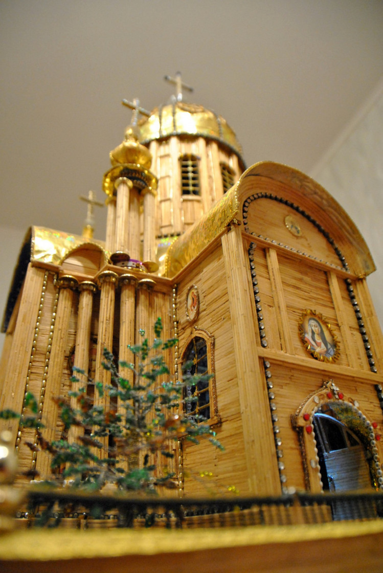 Унікальний сірниковий макет храму у Харкові 