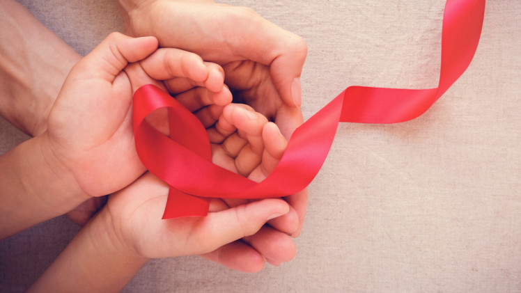 Люди з ВІЛ здатні можуть народжувтаи здорових дітей
