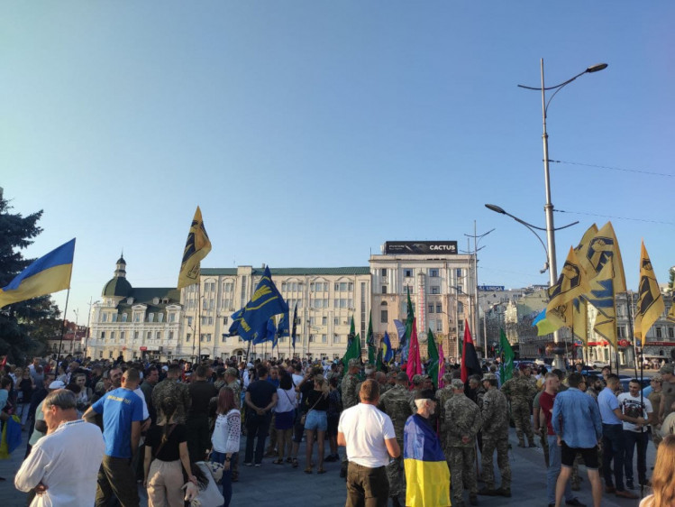 Учасники Маршу захисників України в Харкові 2021 рік