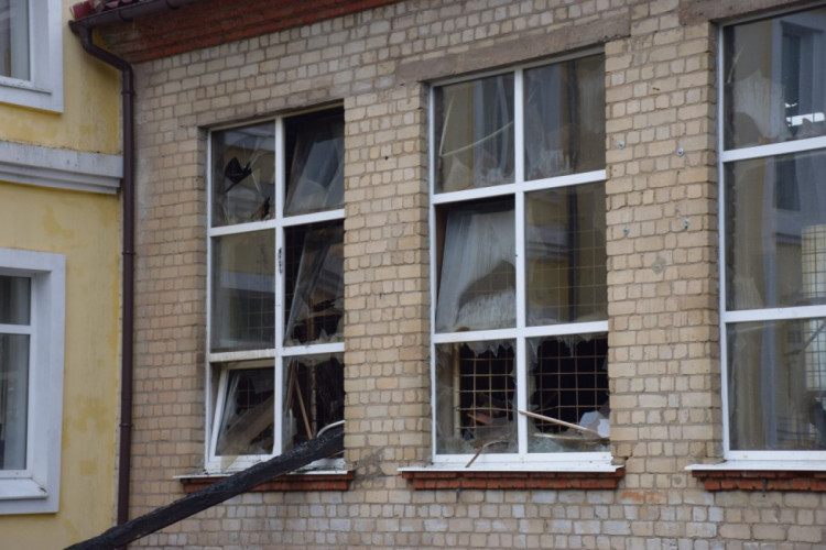 Наслідки пожежі в школі Чугуєва