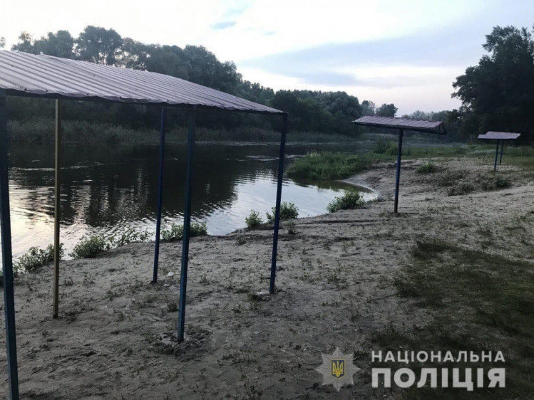 На Харківщині у річці втопилася дитина 