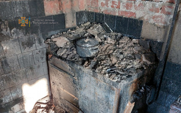 На Харківщині загорівся барачний будинок 