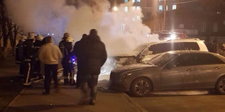 У Харкові після бійки в Болеро згоріла машина впливового правоохоронця