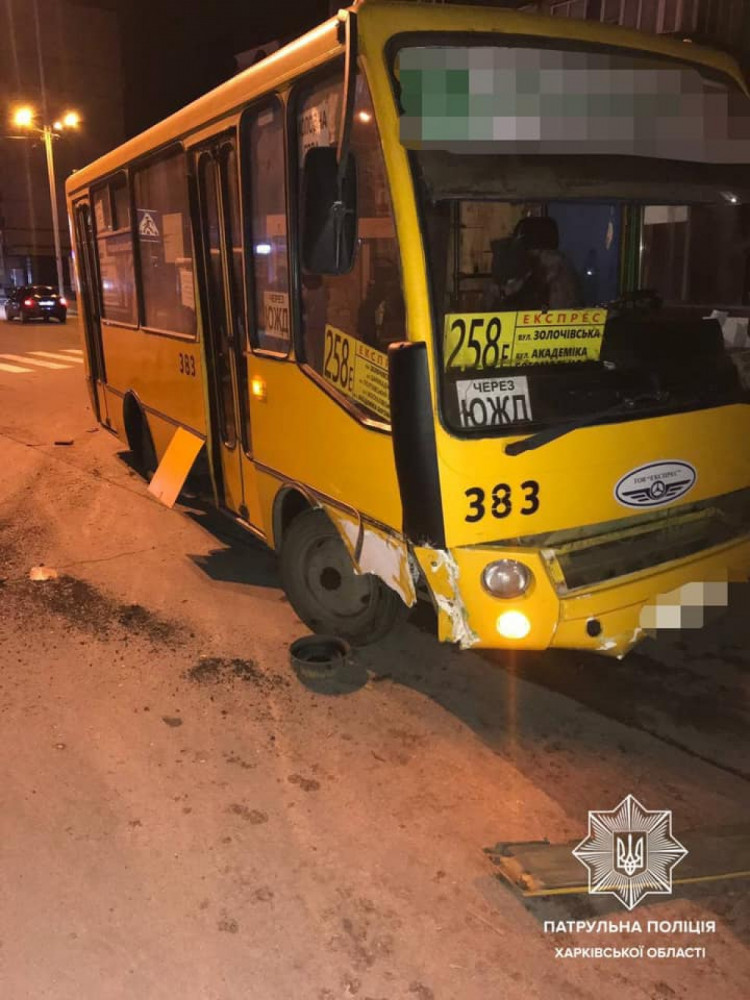 На Залютино произошло ДТП с автобусом