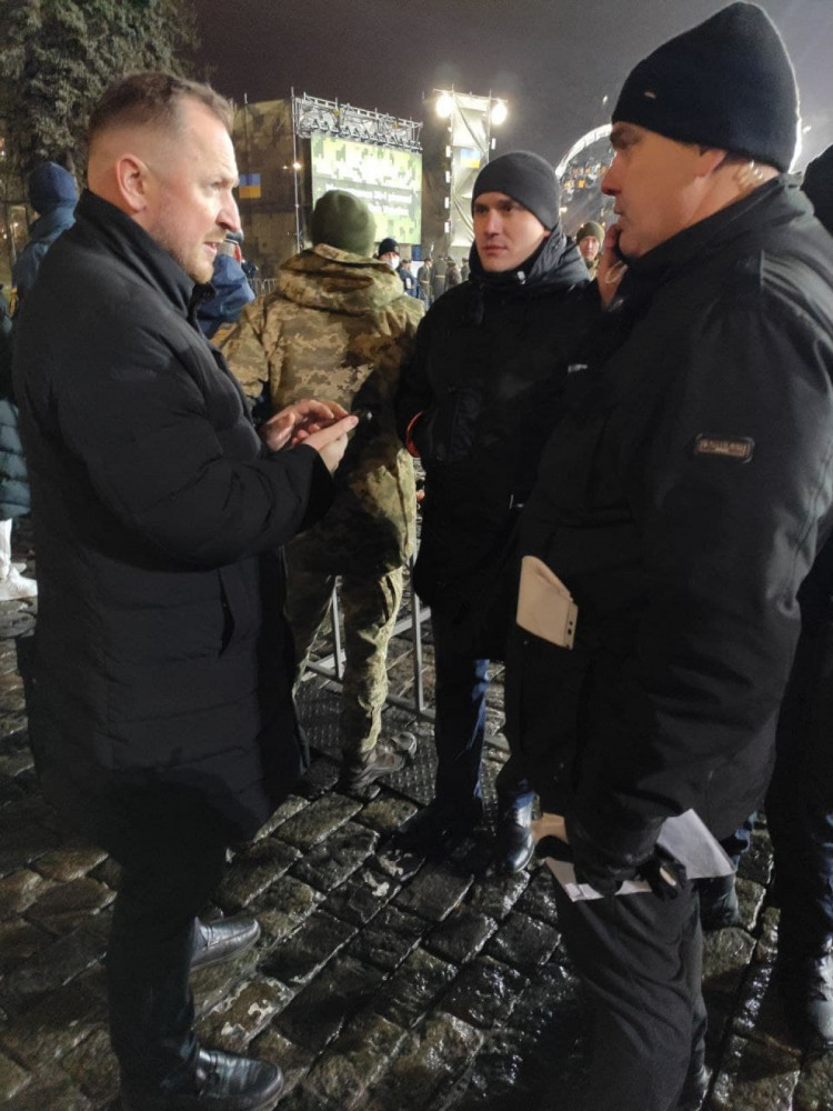 В Харькове представители Управления государственной охраны проверяли документы Павла Сушка в течение 7 минут.