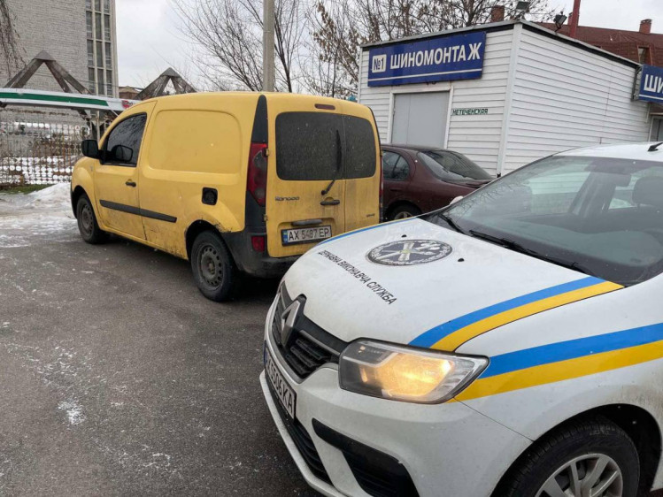 В Харькове продадут машину серийного нарушителя ПДД