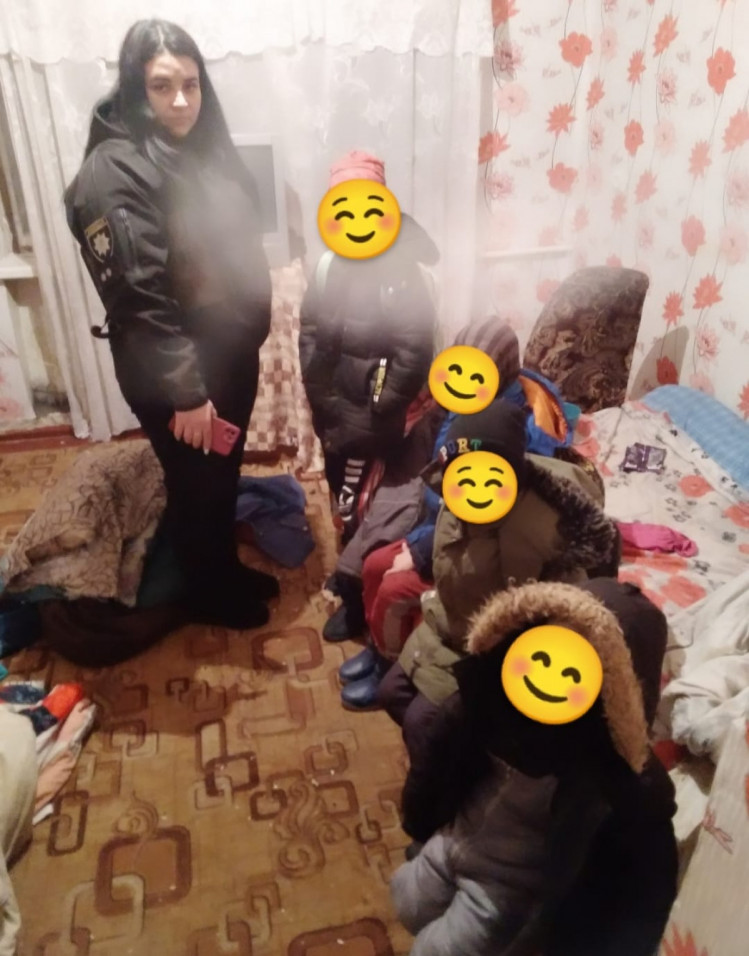 В Харьковской области из семьи изъяли четырех детей