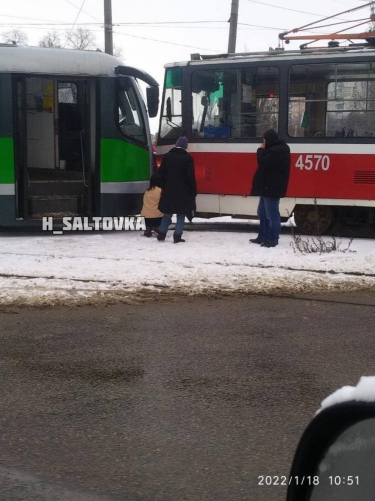 В Харькове произошло ДТП с участием трех трамваев
