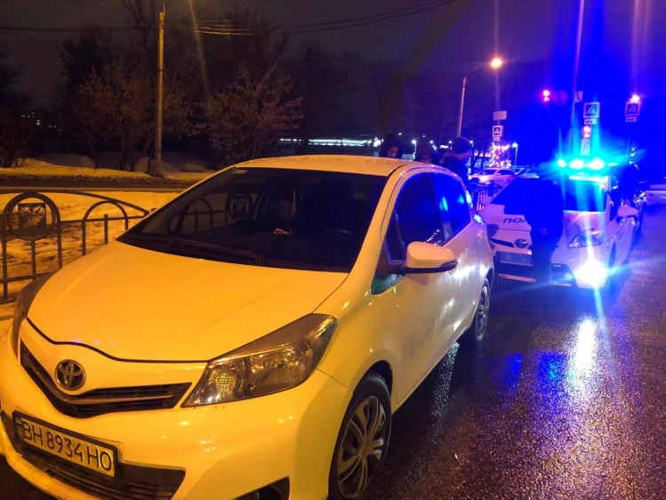 В Харькове дежурные должники потеряли авто