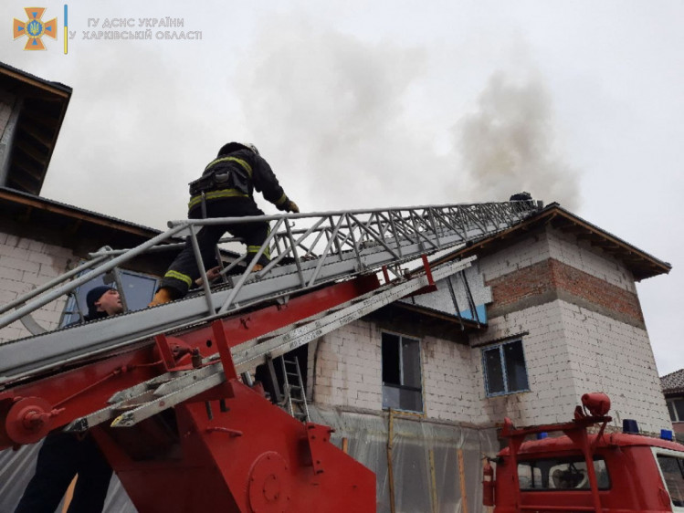 В Харькове ликвидировали масштабный пожар