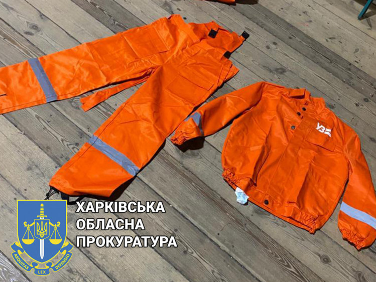 На Харківщині придбали неякісний одяг для залізничників