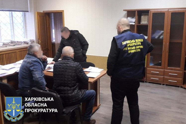 На Харківщині підприємець вкрав гроші під час ремонту спортмайданчика