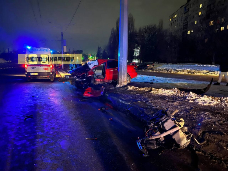 В результате ДТП в Харькове травмировались два человека