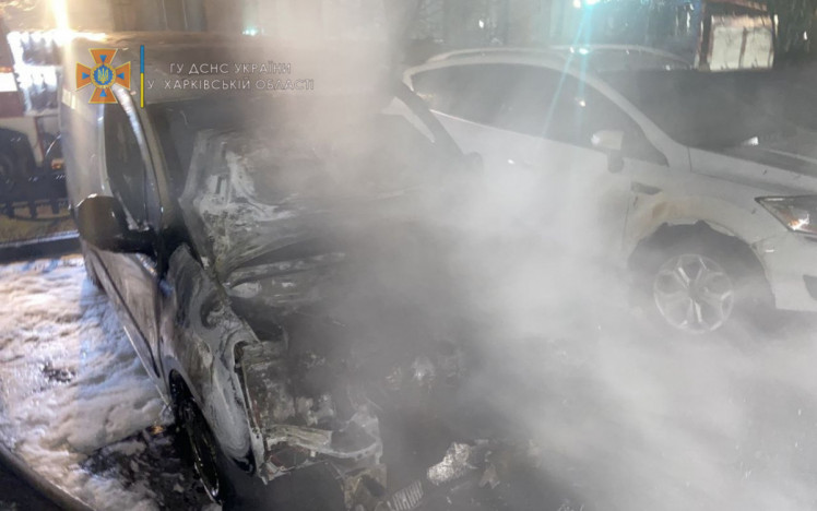 В Харькове вспыхнул автомобиль